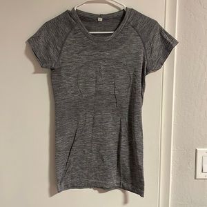 Lululemon run swiftly top